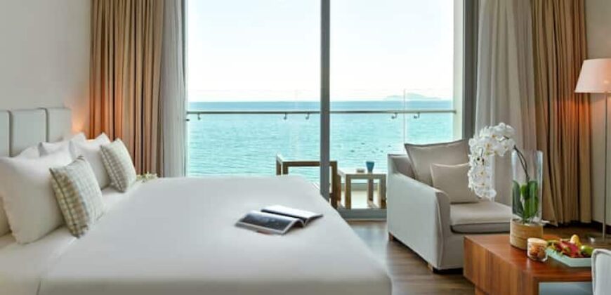 Lux Beach-Front Studio| Balcony,18th floor,PoolGym Lux Beach-Front Studio| Balcony,18th floor,PoolGym
