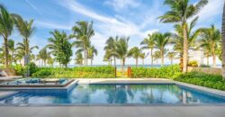 Stay at a Luxury Beachfront Villa in Da Nang Stay at a Luxury Beachfront Villa in Da Nang