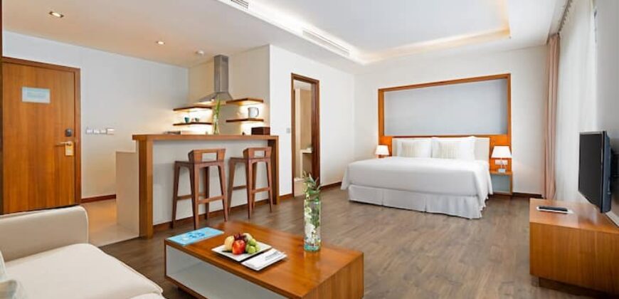 Lux Oceanview Studio| 14th floor, Pool&Gym Rooftop
