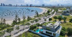 Spacious 7BR Beach Villa | Pool and Ocean Views Spacious 7BR Beach Villa | Pool and Ocean Views
