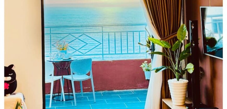 Beachfront-Balcony seaview- 41st Floor/Penthouse Beachfront-Balcony seaview- 41st Floor/Penthouse